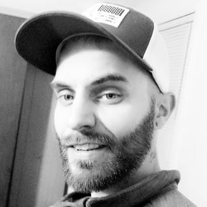 Meet your Posher, Casey